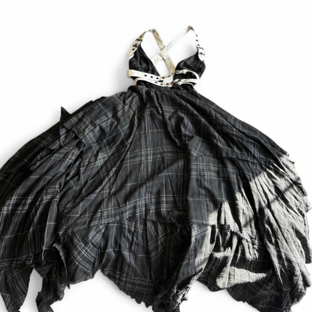 🦄 Darker Waves Distortion Dress